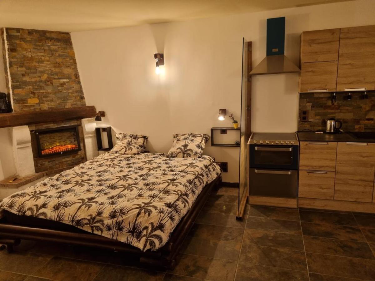 Studio Port Pin Vue Mer, Jacuzzi, Hammam, Parking Prives 卡西斯 外观 照片