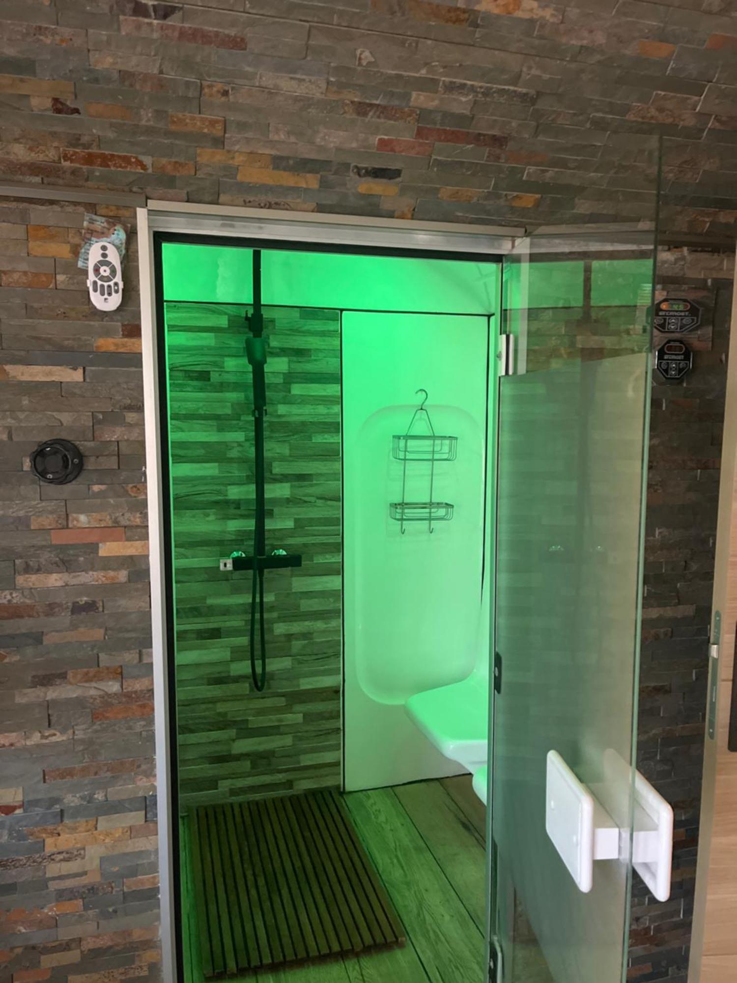 Studio Port Pin Vue Mer, Jacuzzi, Hammam, Parking Prives 卡西斯 外观 照片